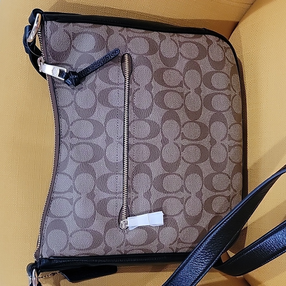 Coach set - Picture 5 of 6